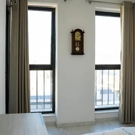 Apartament Hideaways, Free Parking & Breathtaking View Tirana
