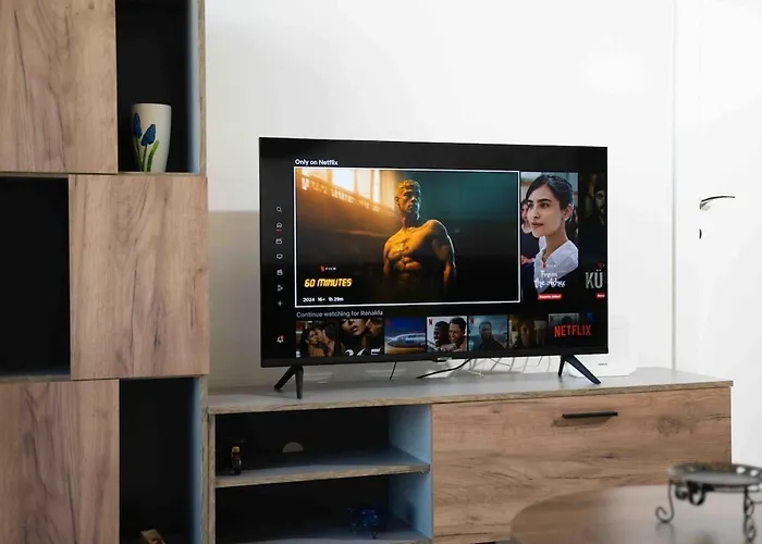 Hideaways , Breathtaking View & Free Parking Tirana